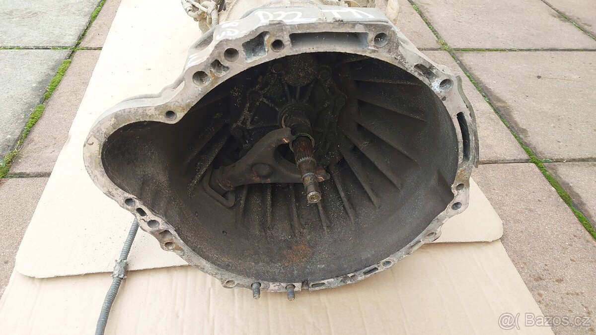 Nissan D22 převodovka TD - 5