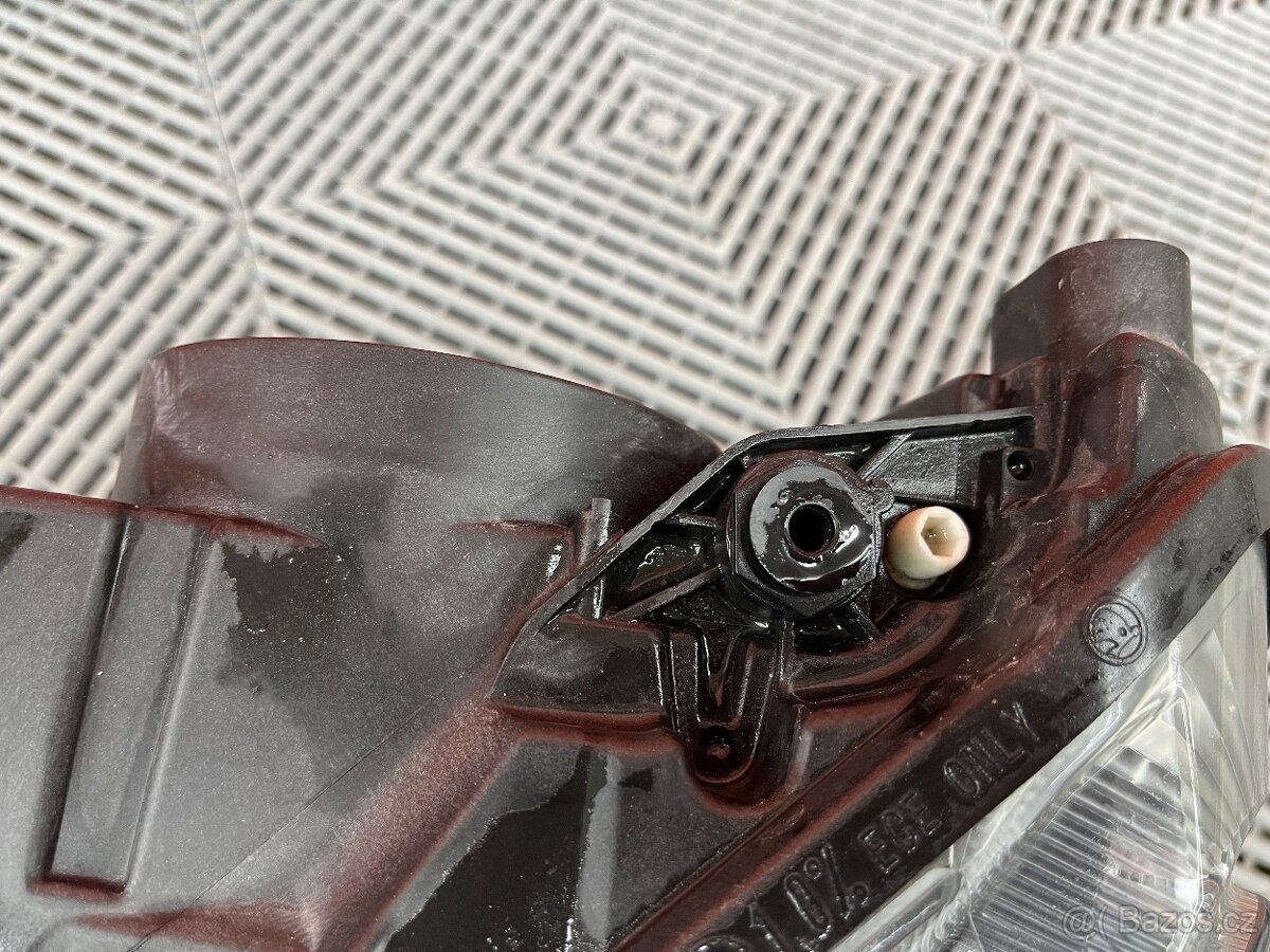 Škoda Superb 3 svetlo - 5