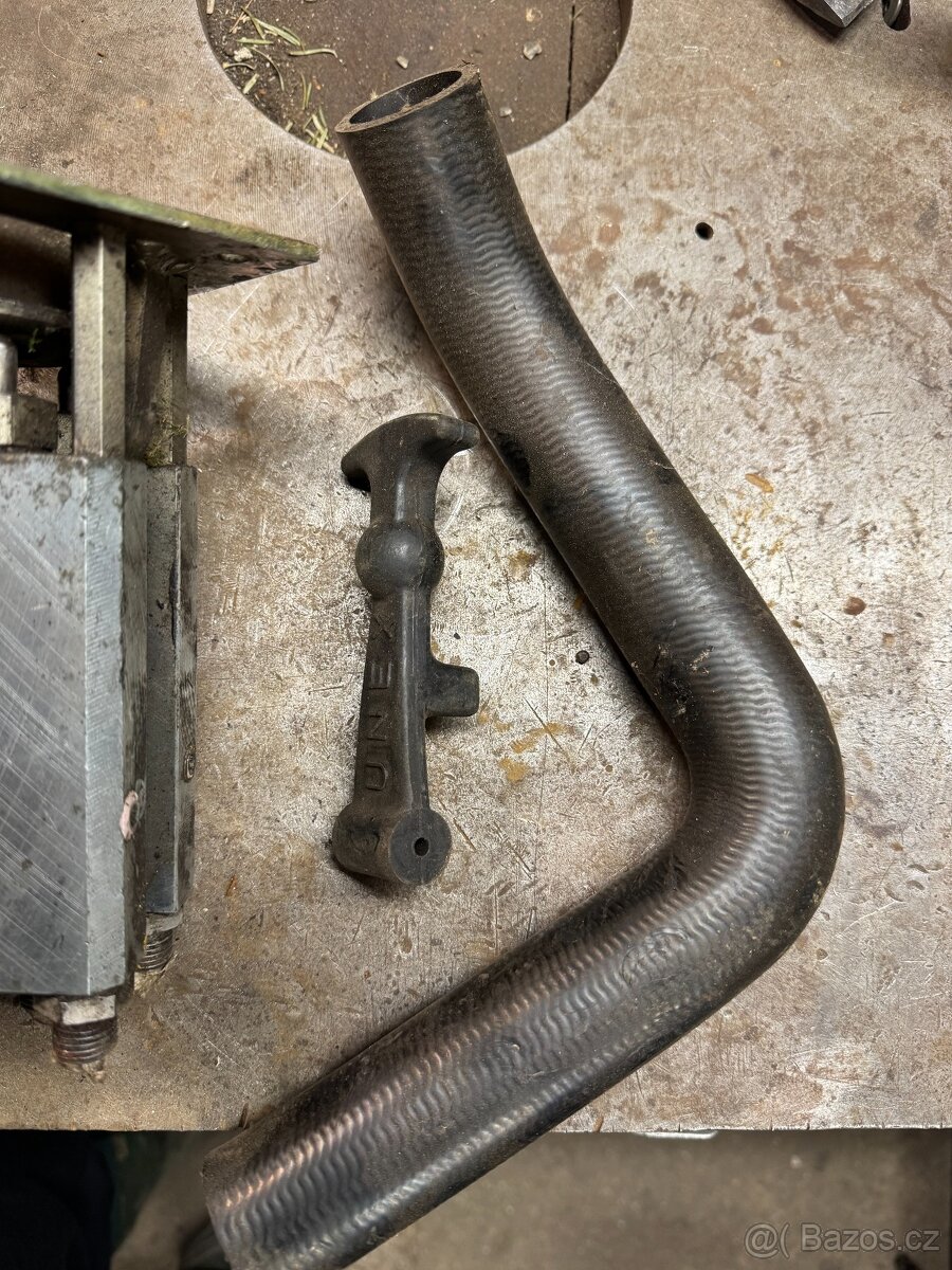 Náhradní díly na UNC 060 - 5