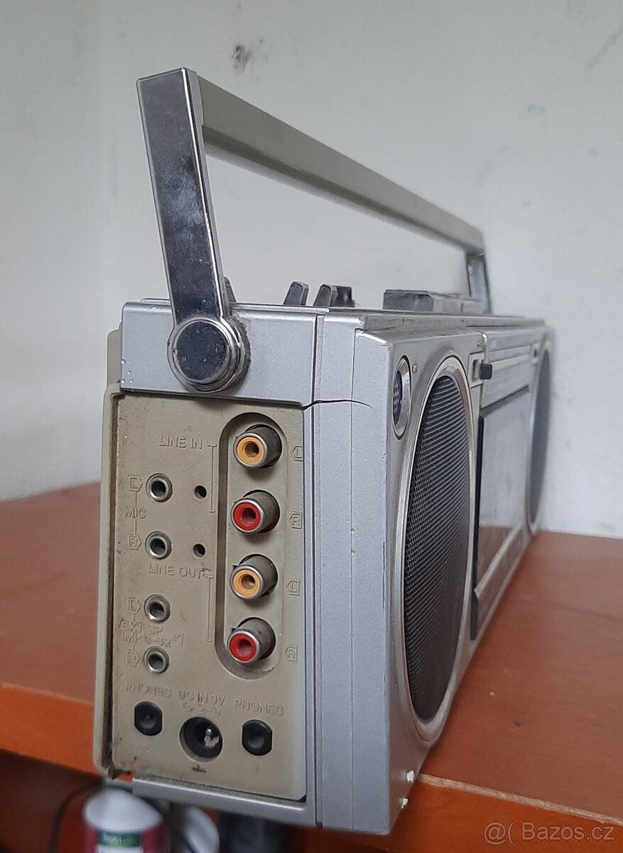 Stary funkční Panasonic RX-F20 - 5