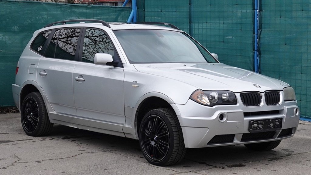 BMW X3 X-DRIVE 3,0/170 kW benzin 4x4 - 5