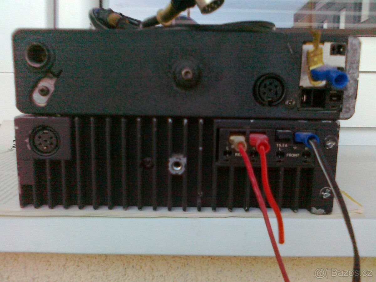 Prodám autorádio PHILIPS - 5