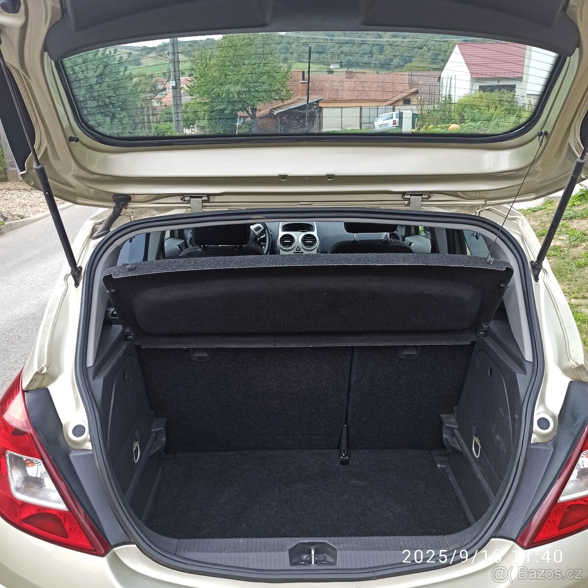 Opel Corsa typ D 1.2 16V 59 kW r.v. 2007 - 5