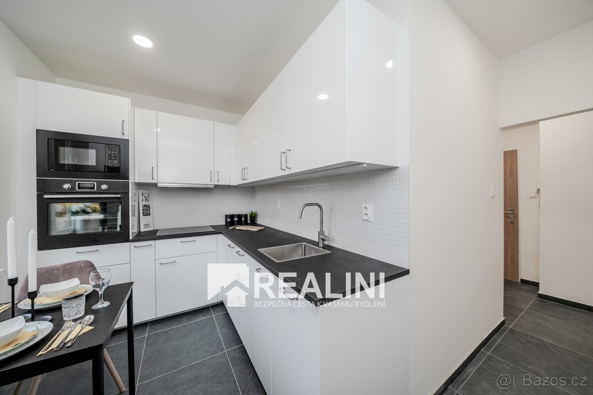 Prodej družstevního bytu 3+1 v Karviné na ulici Borovského - 5