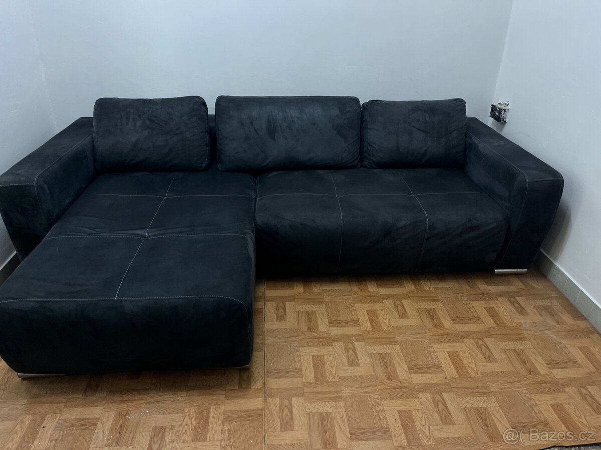 Černý gauč - 5