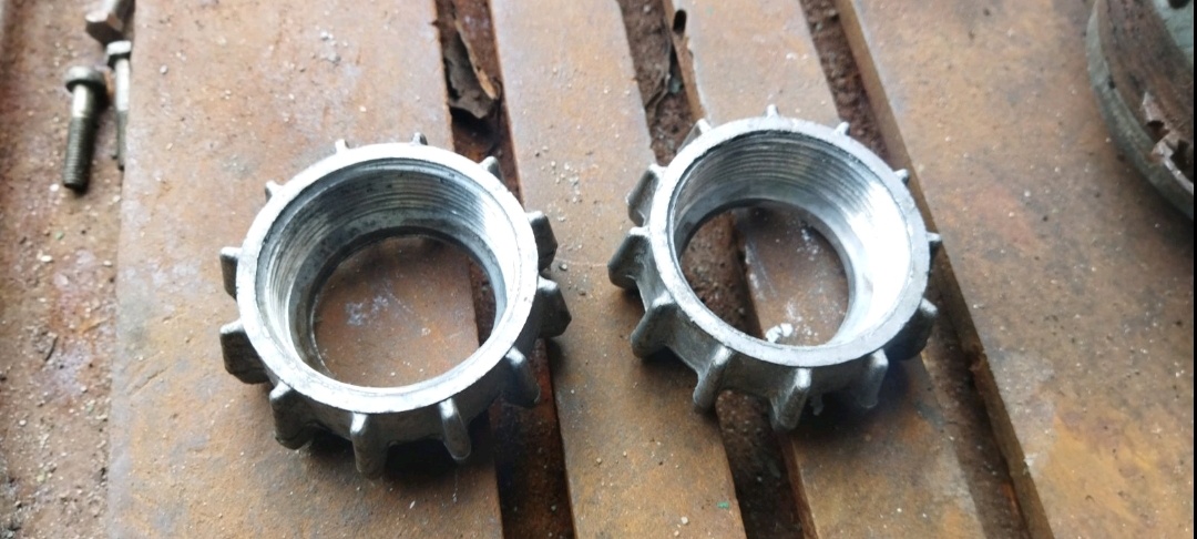 Originální výfuky Uloženka CCCP kolena doutníky matice objím - 5