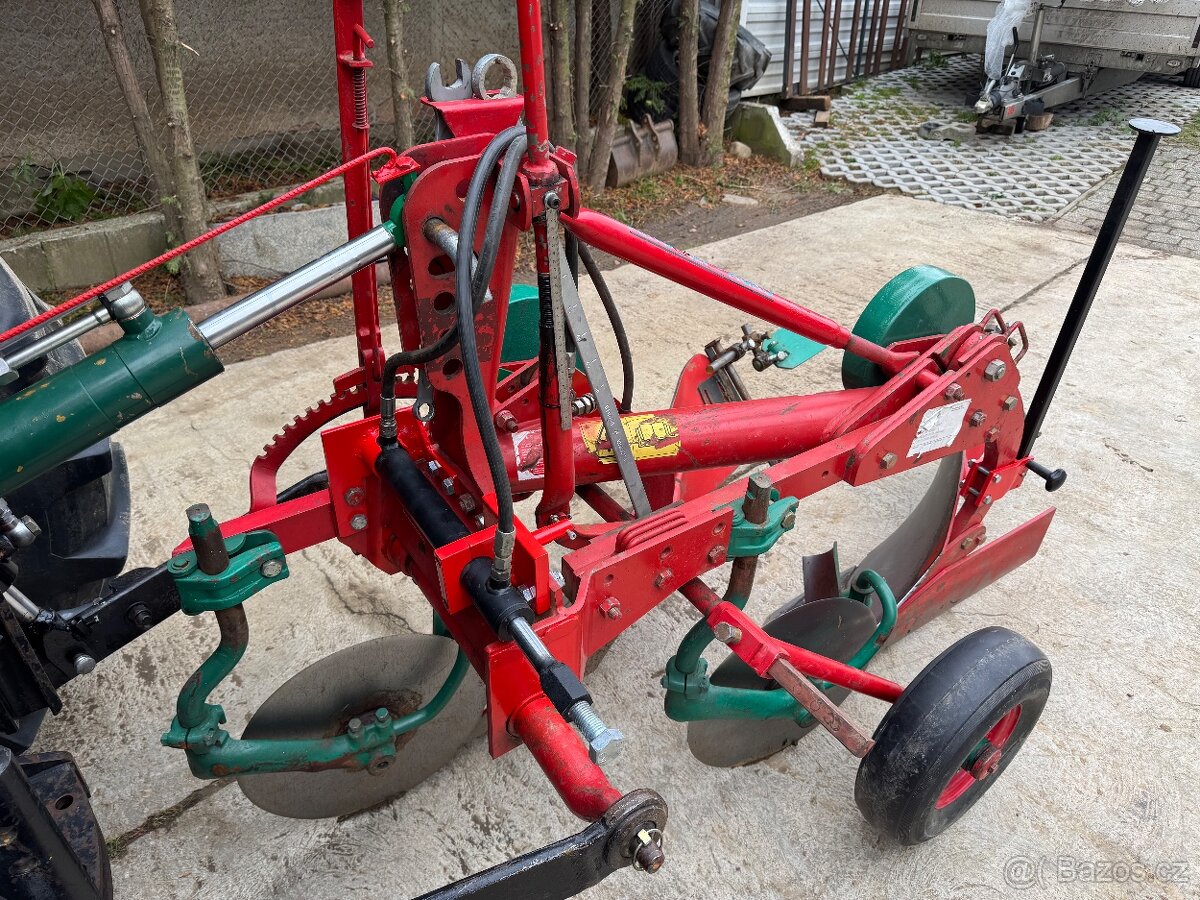 Prodám soutěžní pluh Kverneland MZ - 5