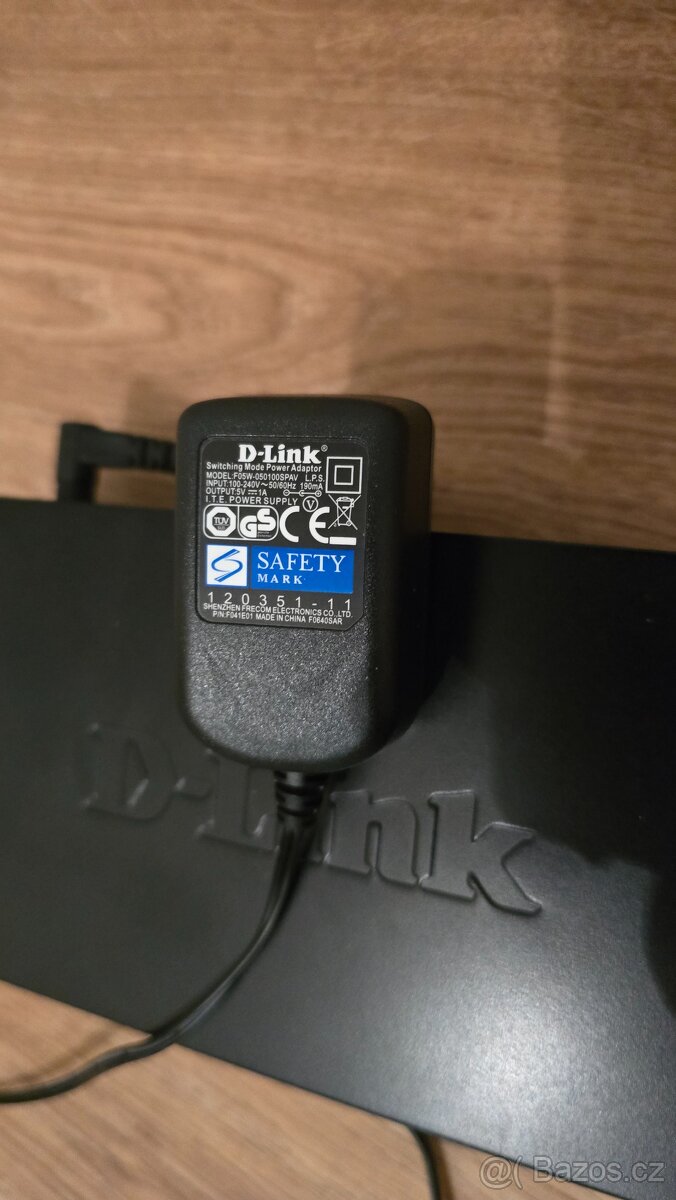 Gigabit switch 8-port D-Link DGS-108/E - 5