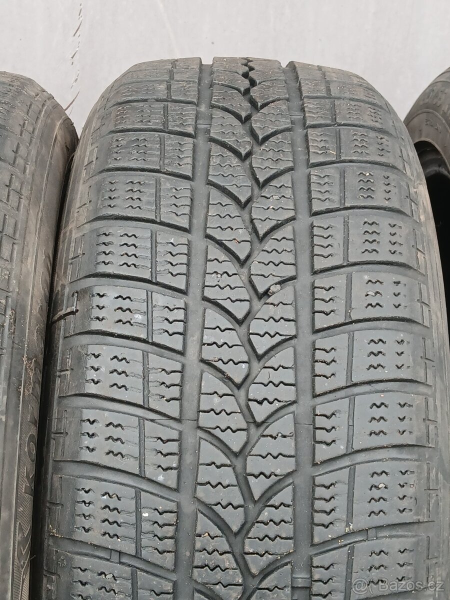 215/55 R17 zimní 6,5mm 4 kusy. - 5
