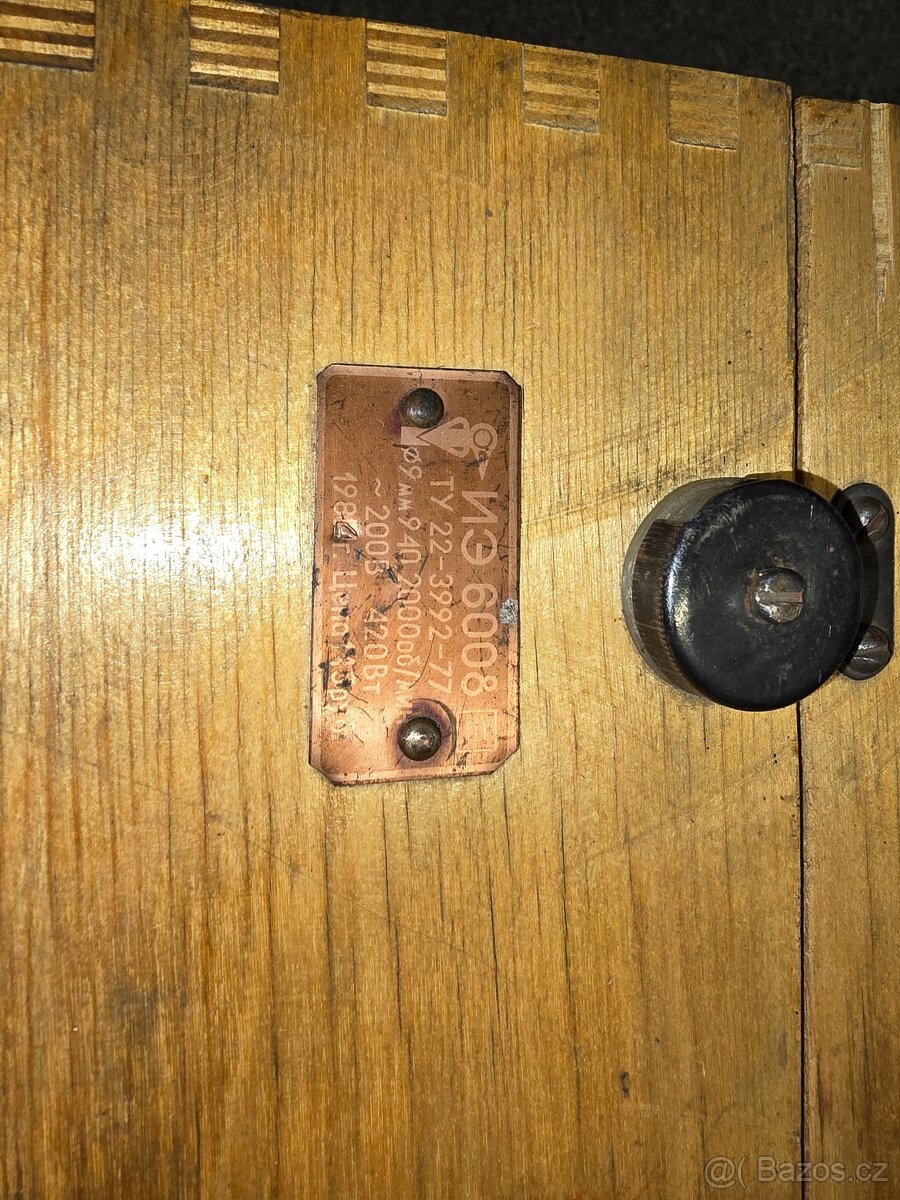 Stará sovětská vrtačka multinástroj - 5