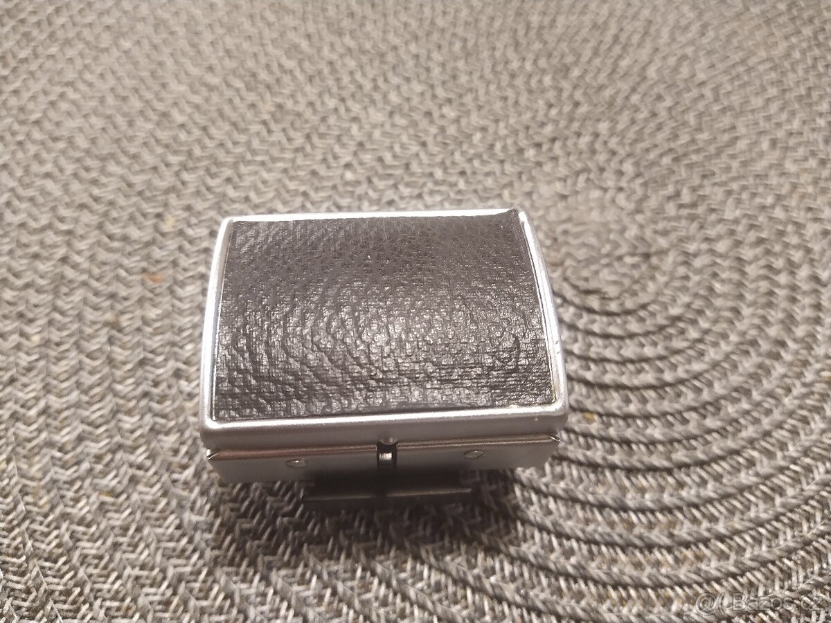 Šachta pro NDR fotopřístroje Exa / Exakta s brašničkou - 5