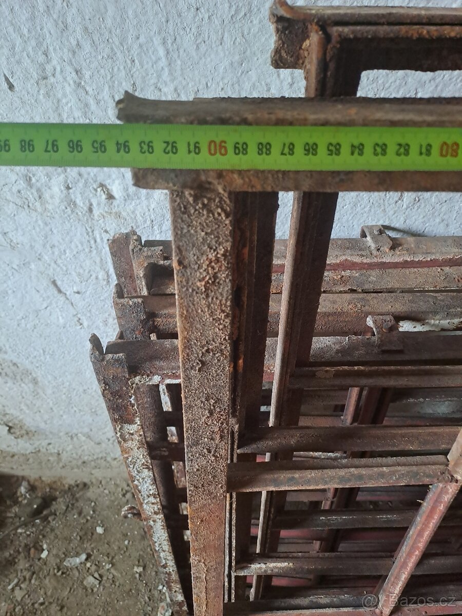 Prodám kovová industriální okna - 5