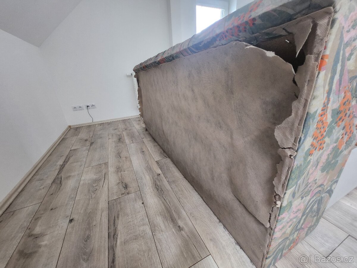 Manželská postel s matracemi - 5