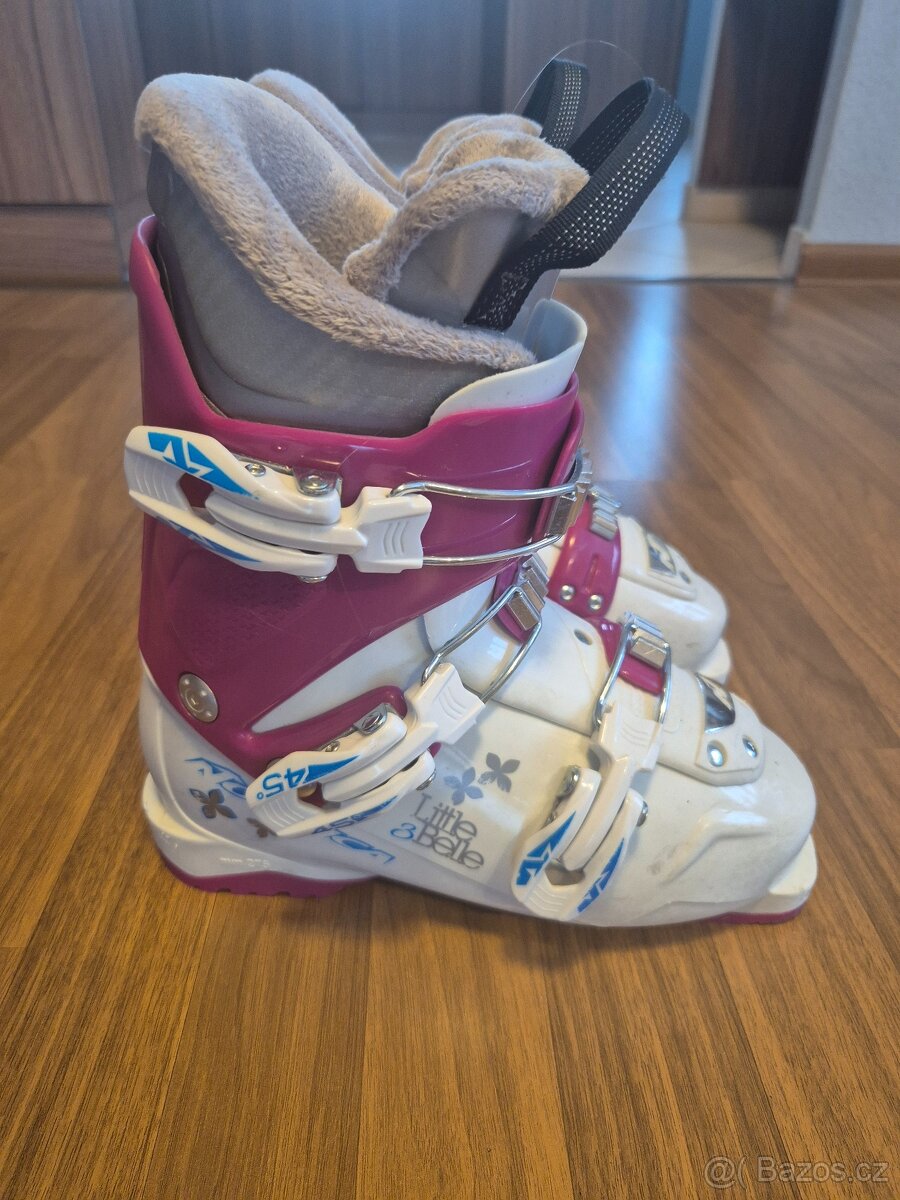 Prodám lyžařský set - lyže, boty, helma - možno i zvlášť - 5