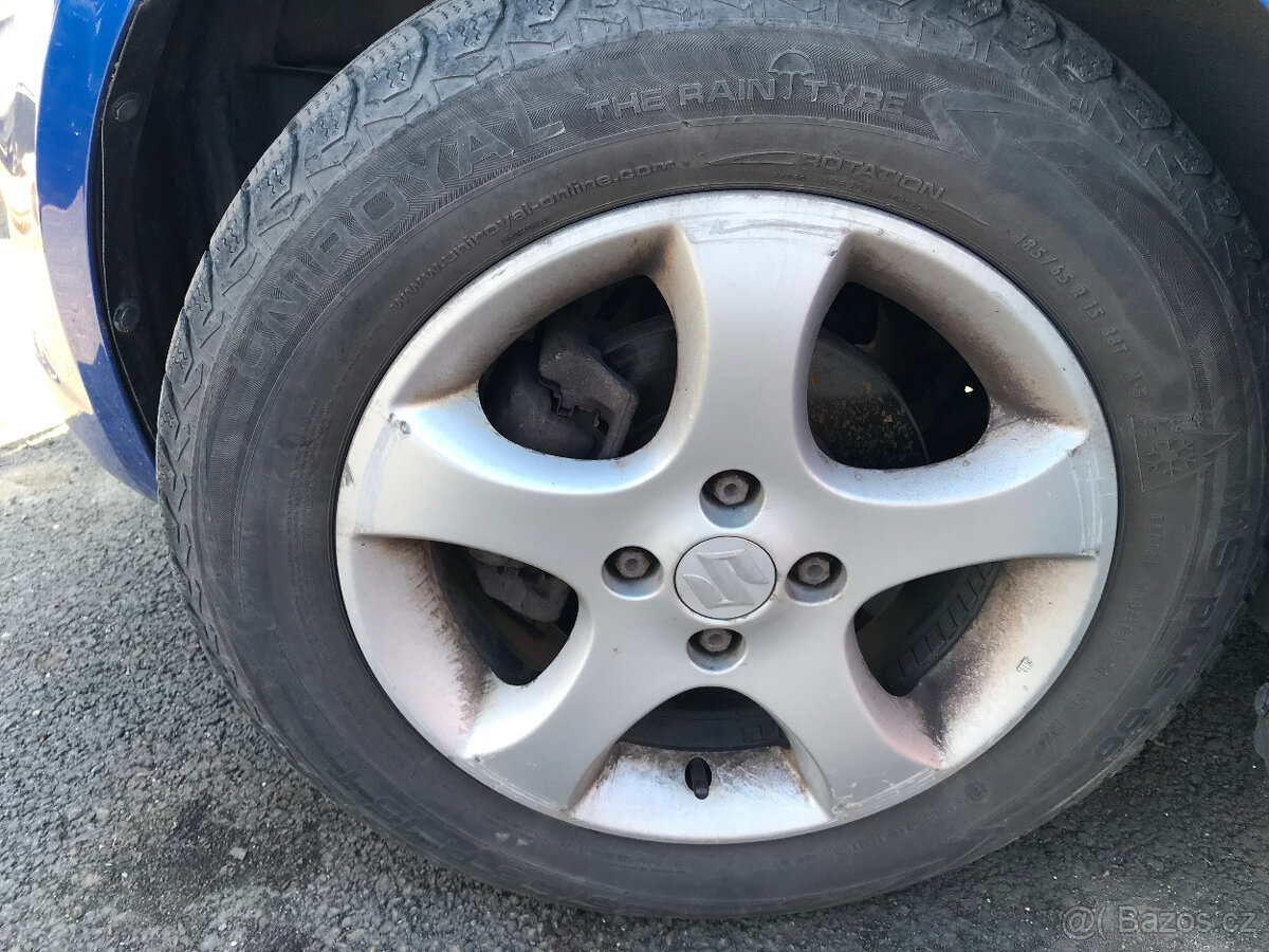 Suzuki Swift 3 1,3i 68kW 2008 - JEZDI, DILY z vozu - 5