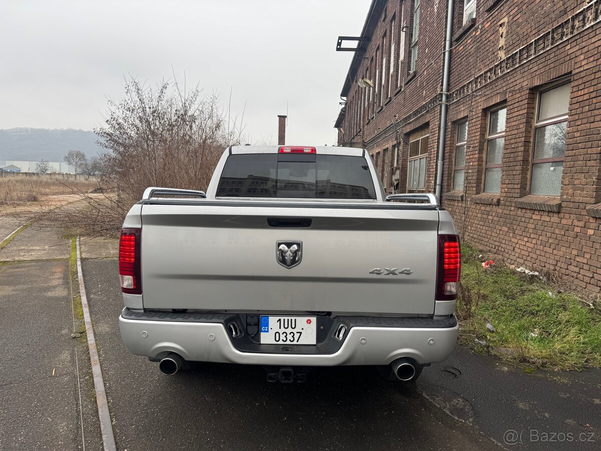 Dodge RAM 1500 crewcab - 5