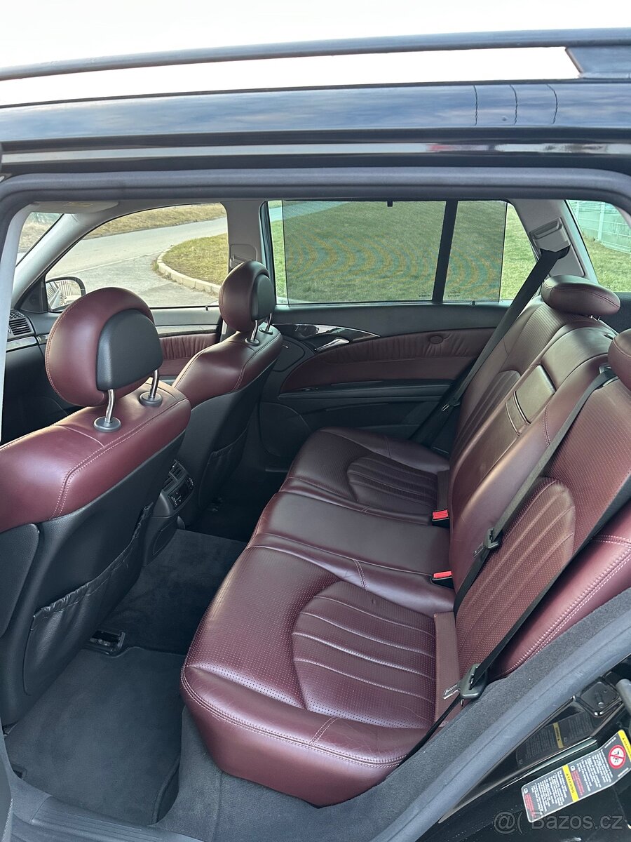 Mercedes E55 AMG - 5