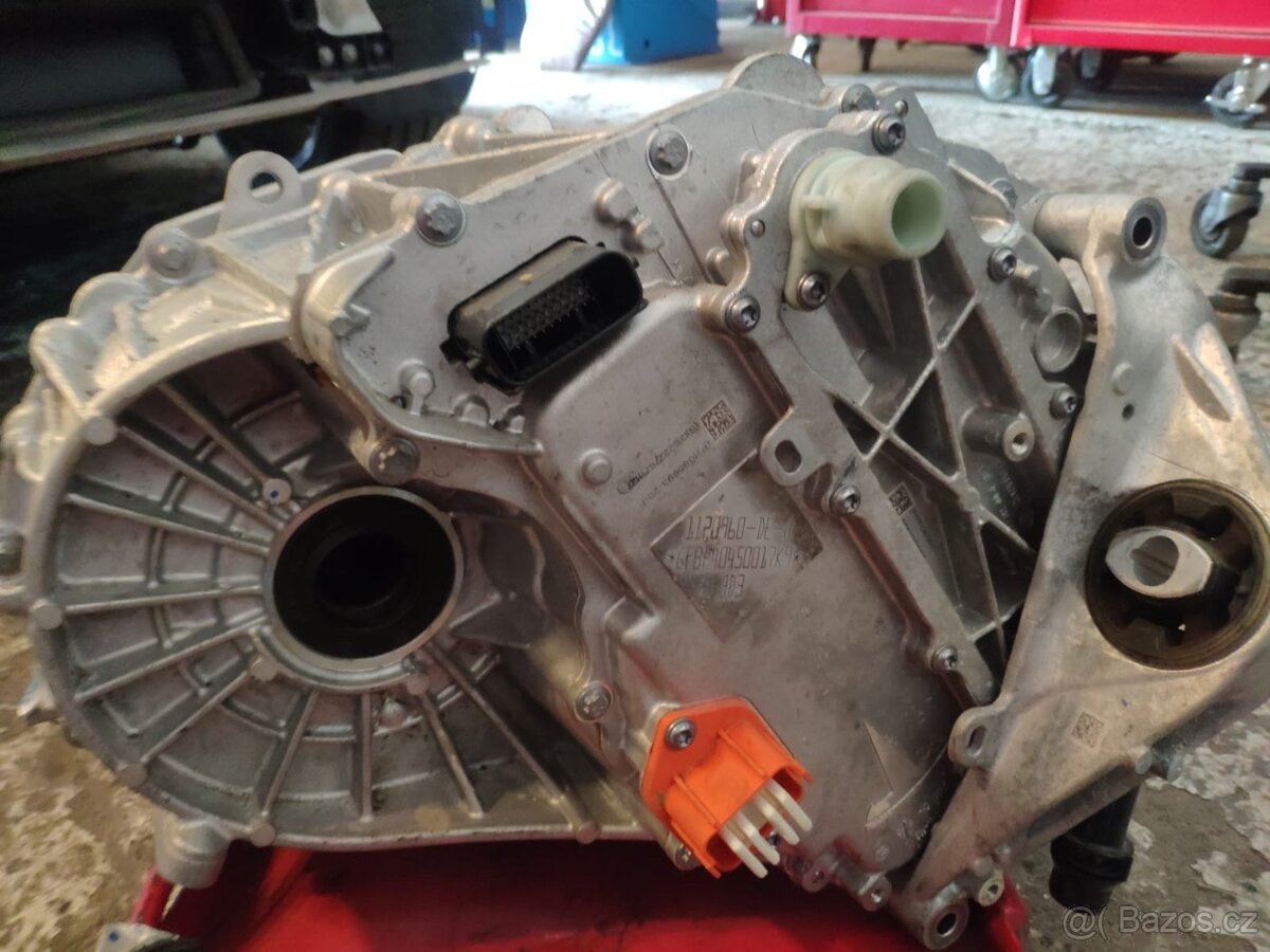 Přední motor Tesla model Y 23-24 - 5