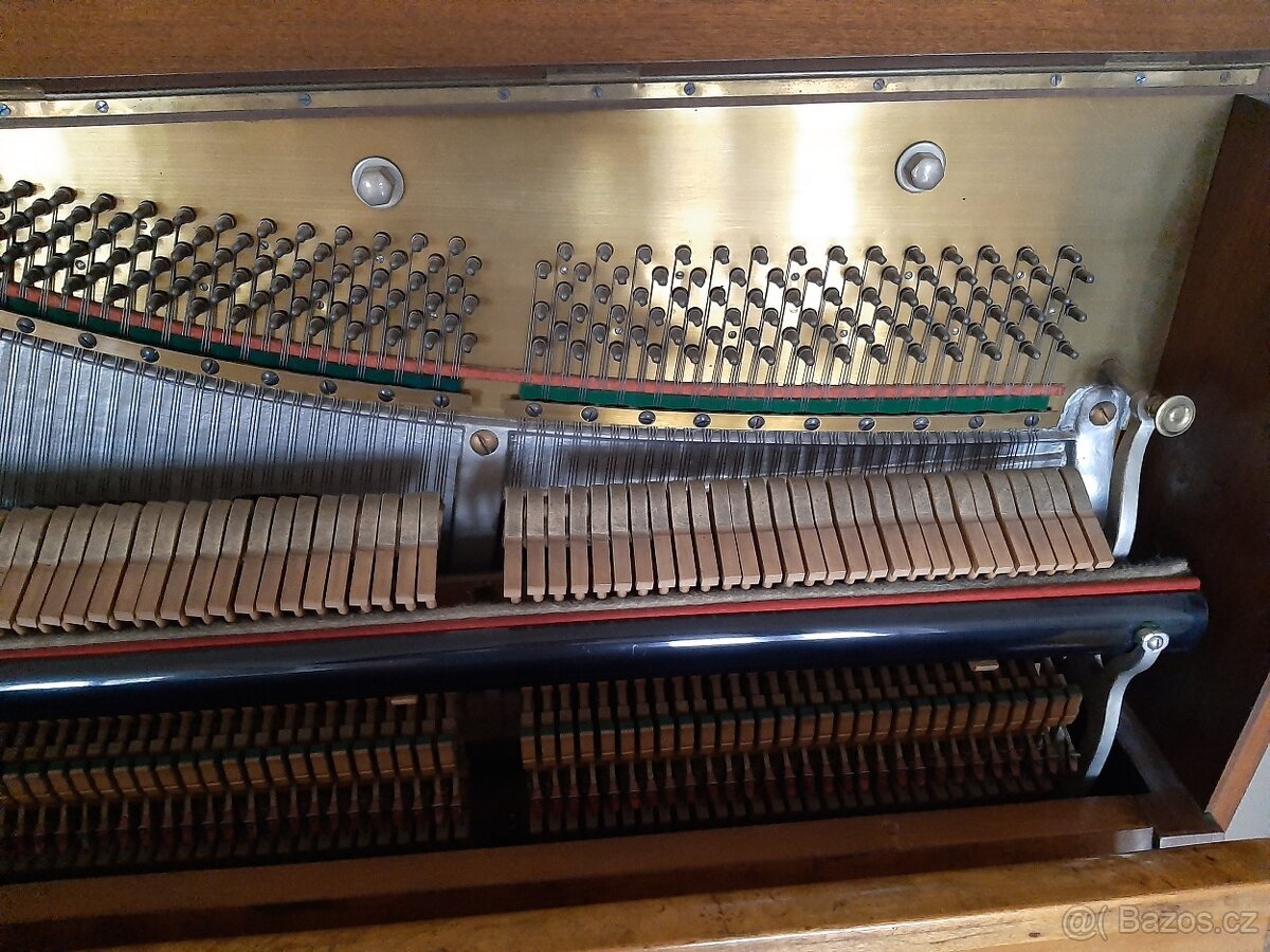 Pianino starožitné - 5