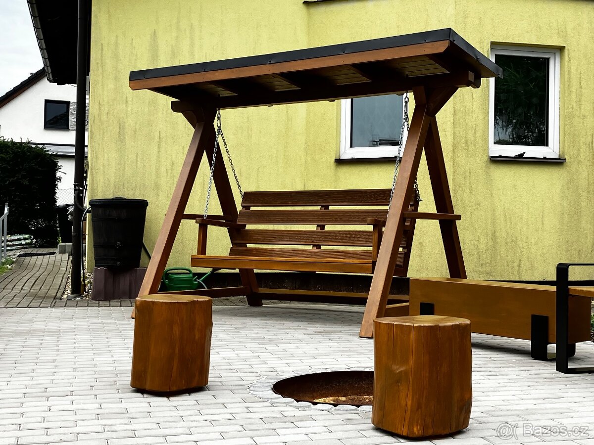 Zahradní dřevěná houpačka - 5