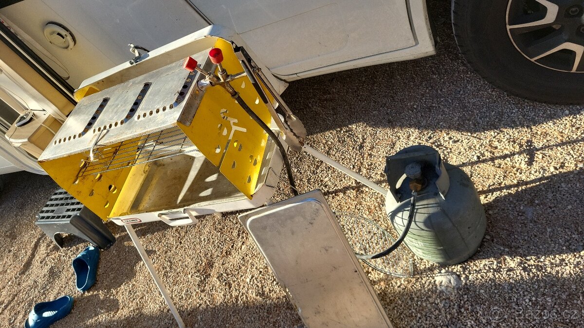 Gril Cramer......plynový gril na cesty - 5