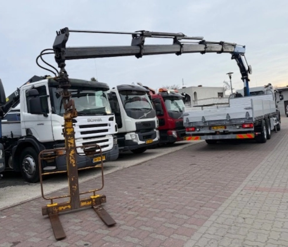 Volvo FE 320 6x2 E6 - valník s HDS - 5