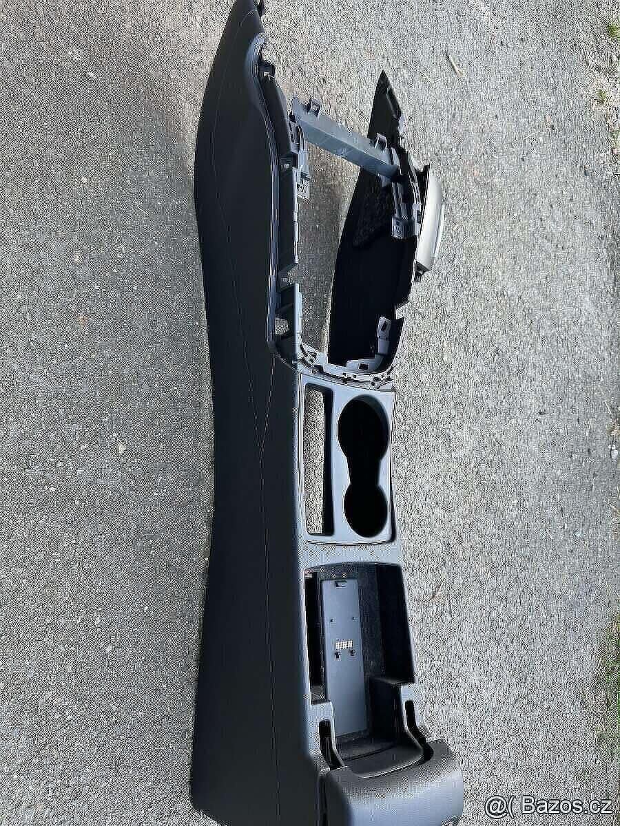 Středový tunel s loketní opěrkou Audi A4 B8 i Audi A5 - 5