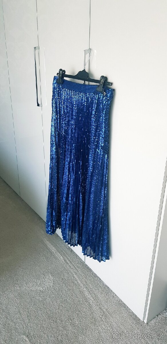 Luxusní flitrová sukně vel.S pc: 8000 kč - 5