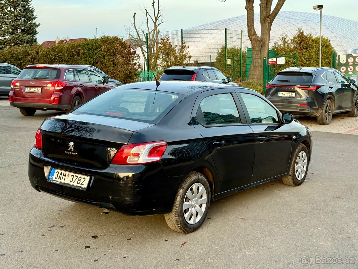 Pronajem Peugeot 301 - 5