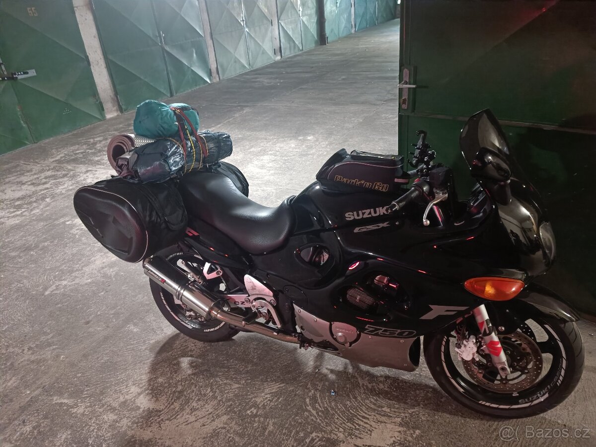 Suzuki GSX 750f katana - 5