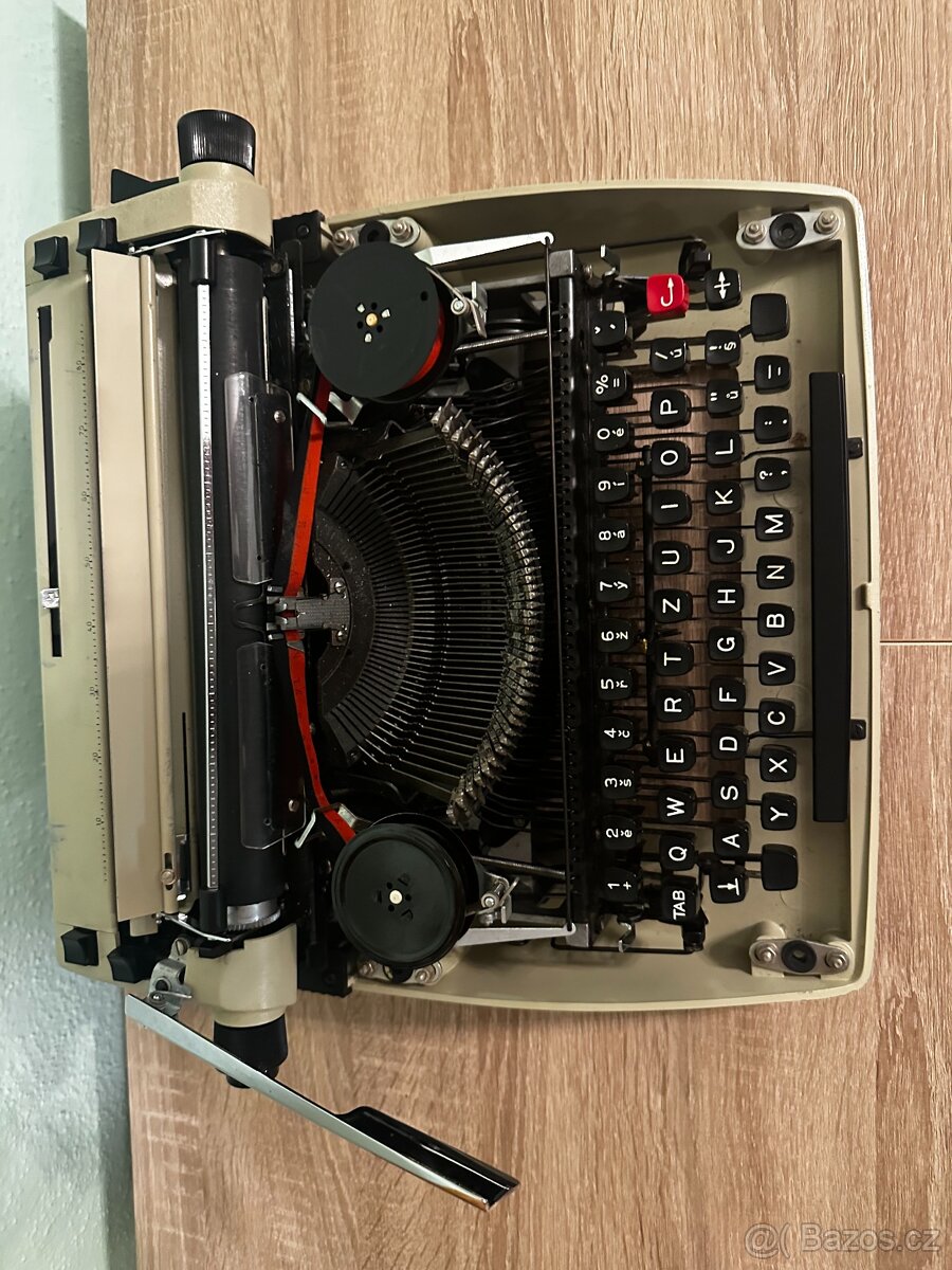 Psací stroj CONSUL - 5