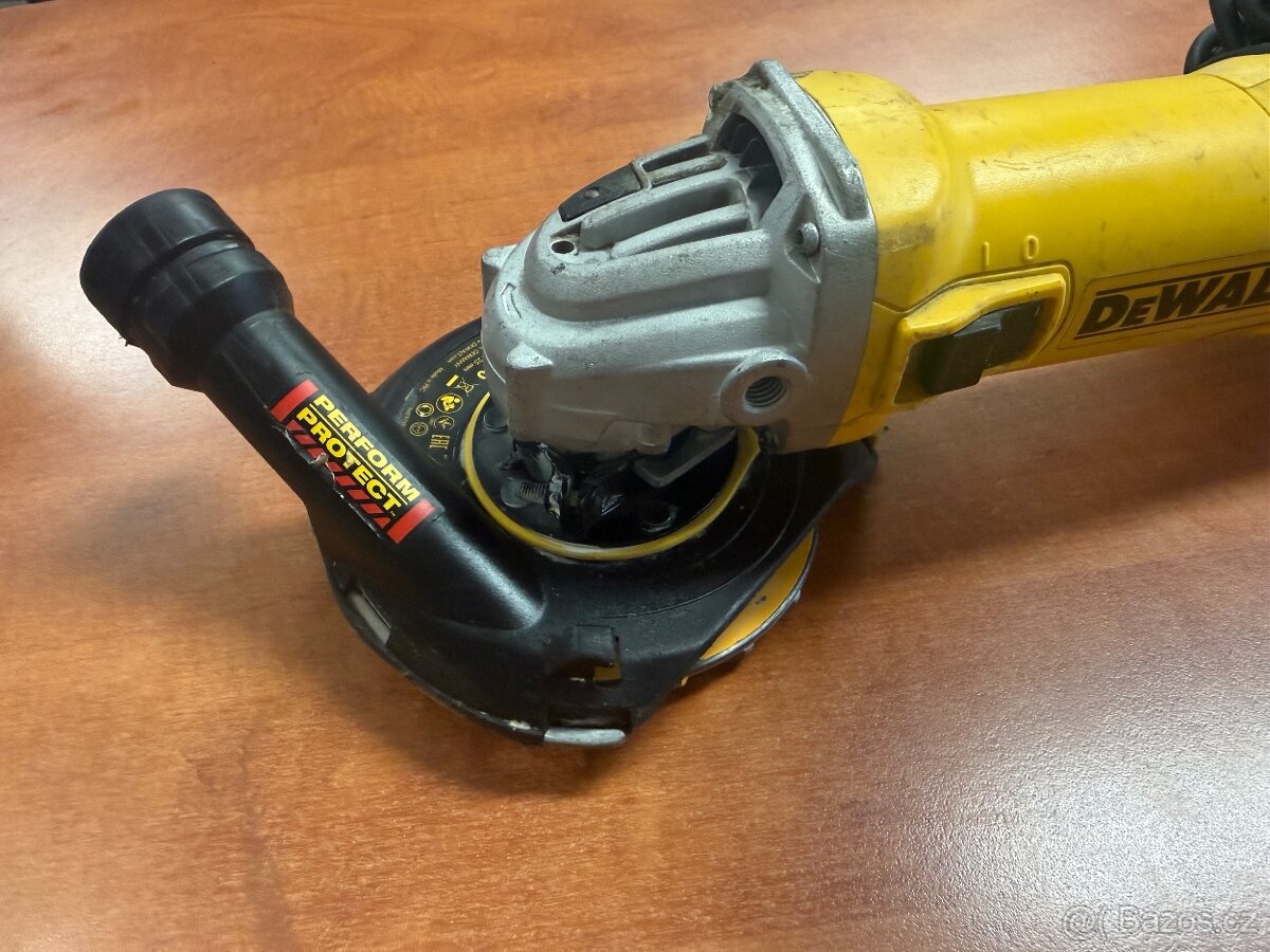 bruska betonu DeWalt - 5