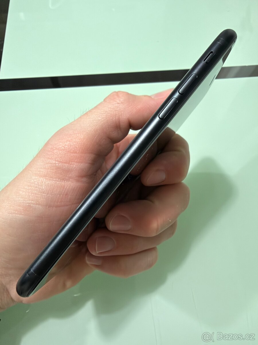 iPhone SE 2020, 85%🔋 - 5
