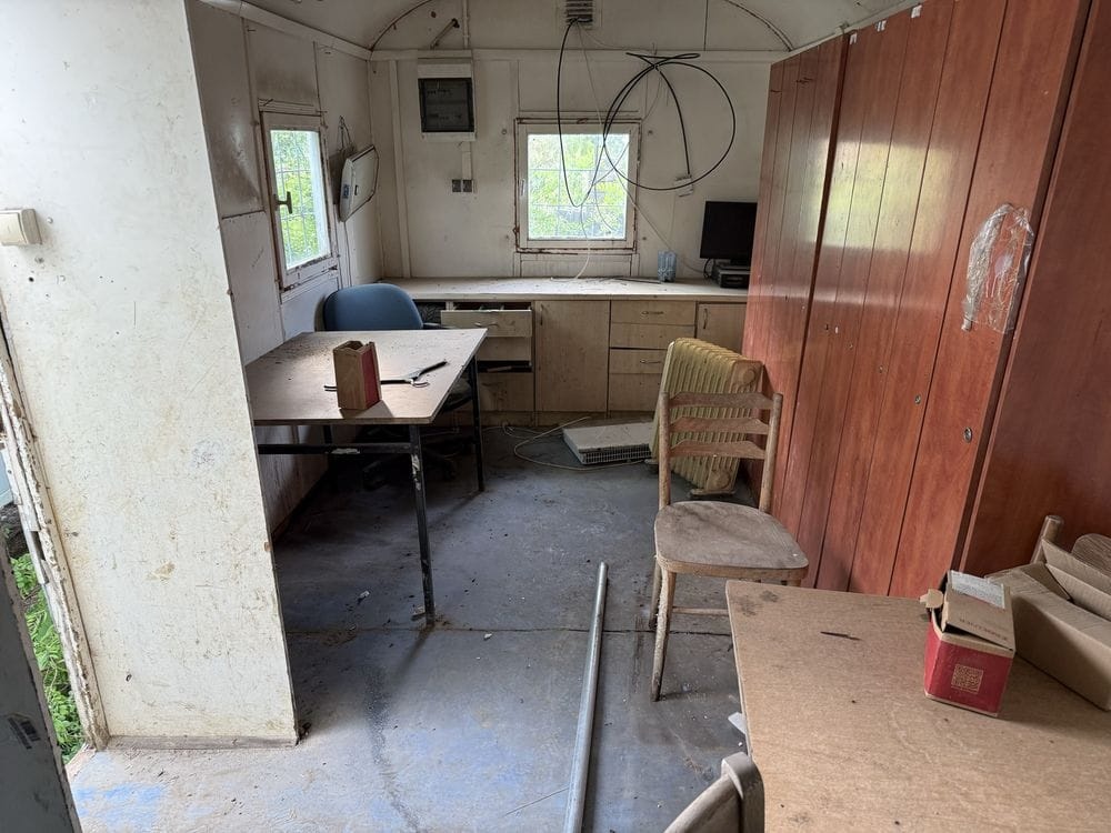 Maringotka , suchá, k renovaci - 5