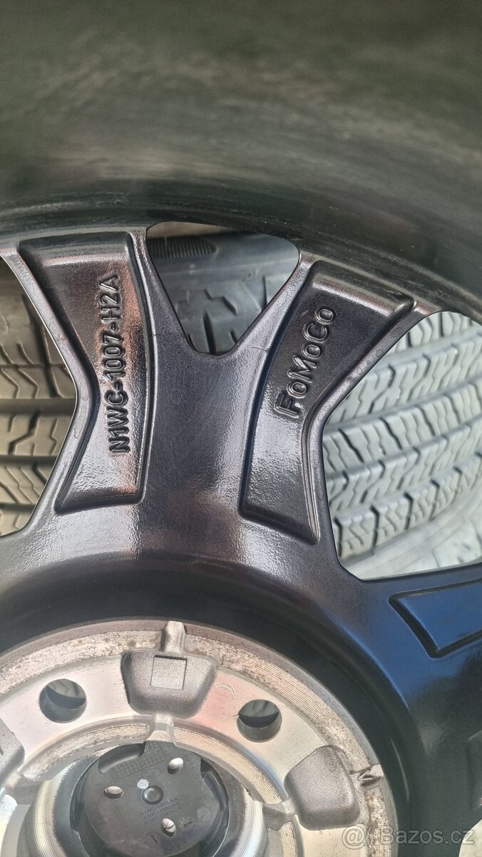 Nová sada kol na Ford Ranger 255/55 20 - originální