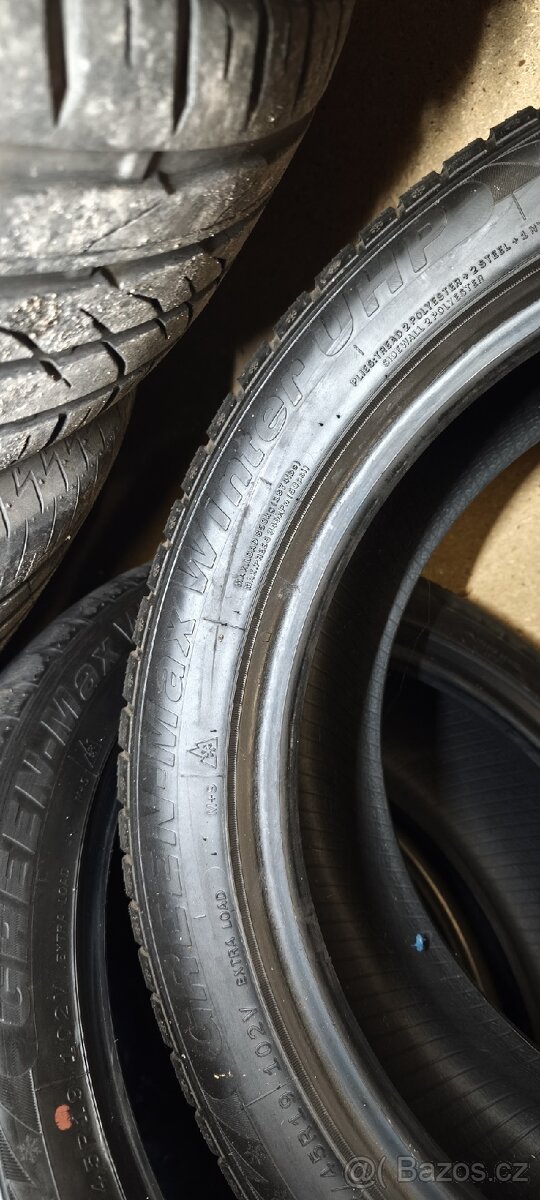 Zimní pneu 245/45 R19 - 5