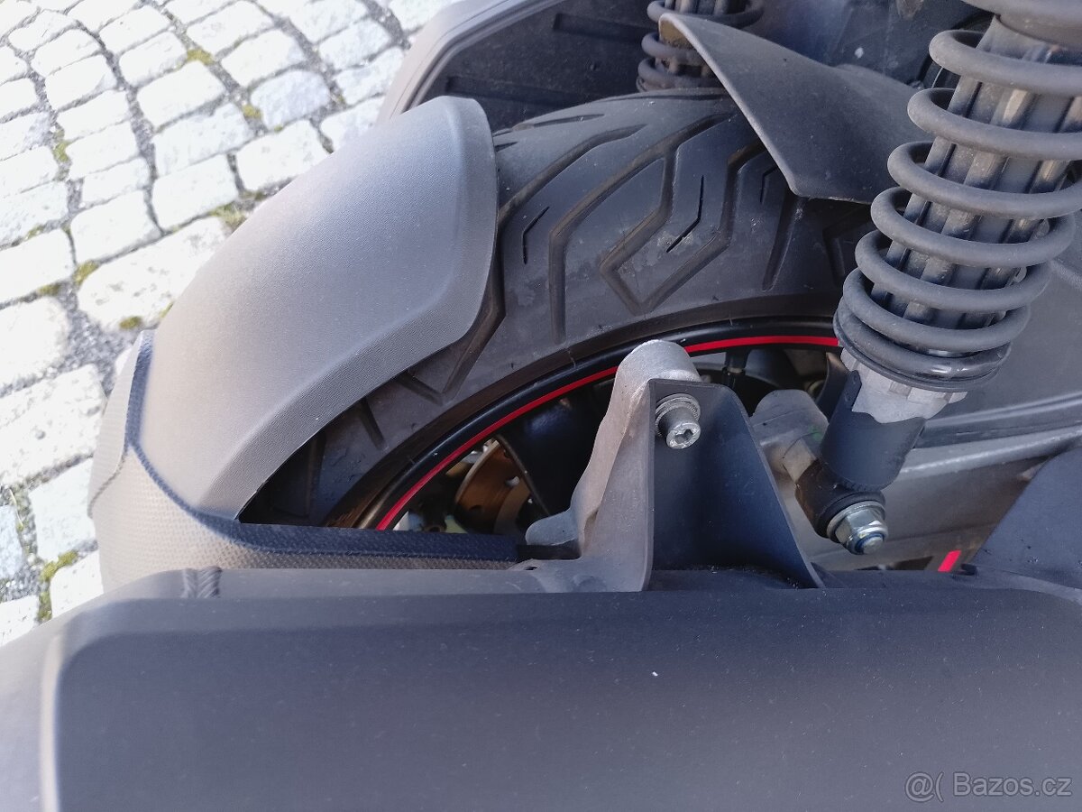 Gilera Nexus 300 - 5