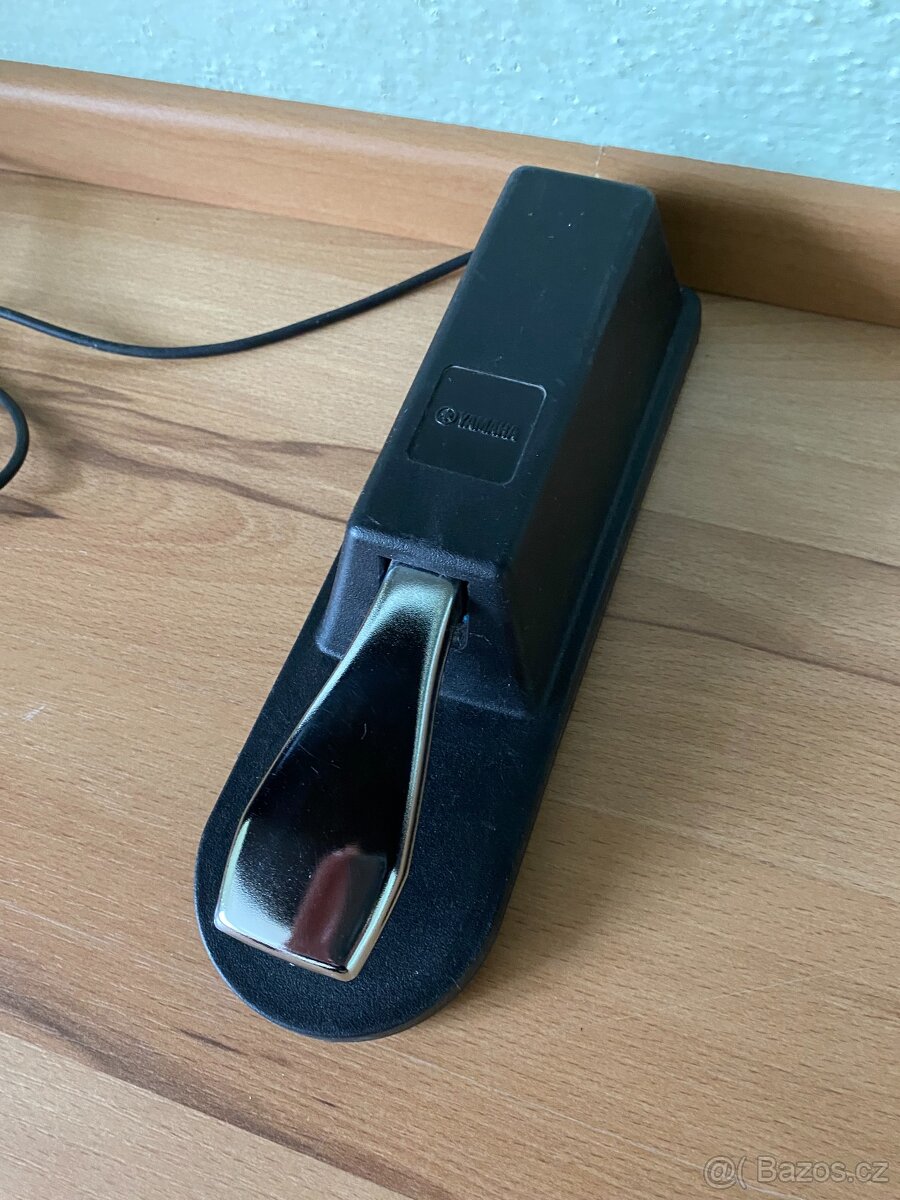 Digitální piano Yamaha Clavinova CLP-110 - 5