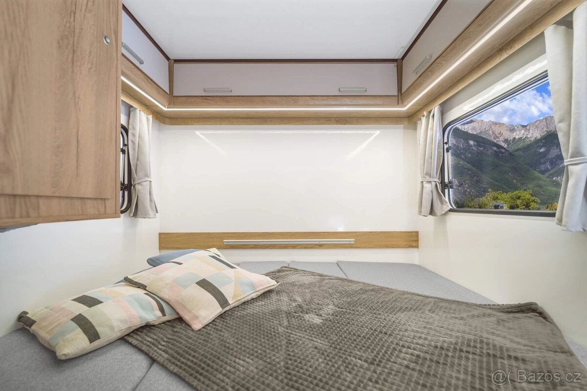 Karavan Niewiadow Lazur NTL - 5