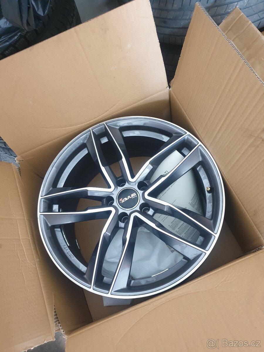Prodám alu kola R19 - 5