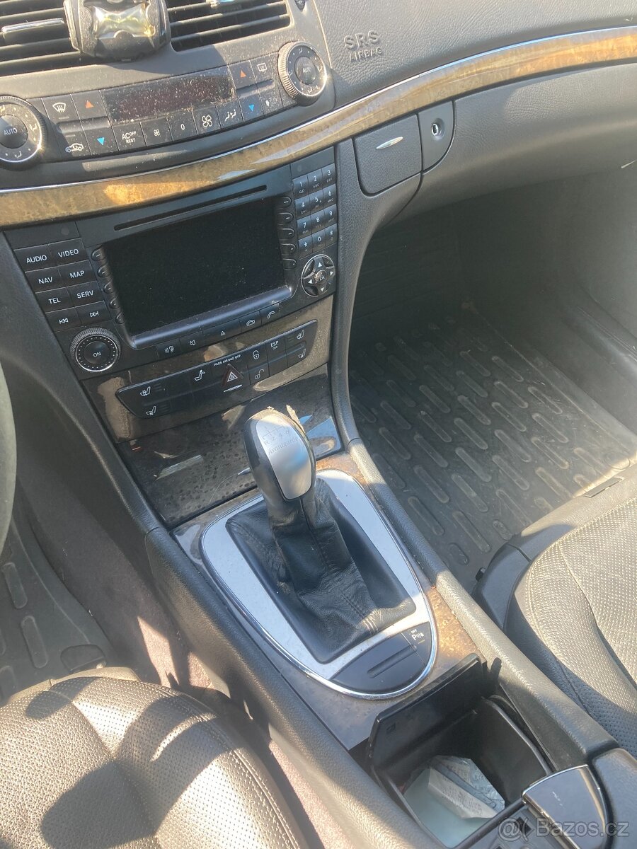 MERCEDES W211 KOMBI,SEDAN DÍLY - 5