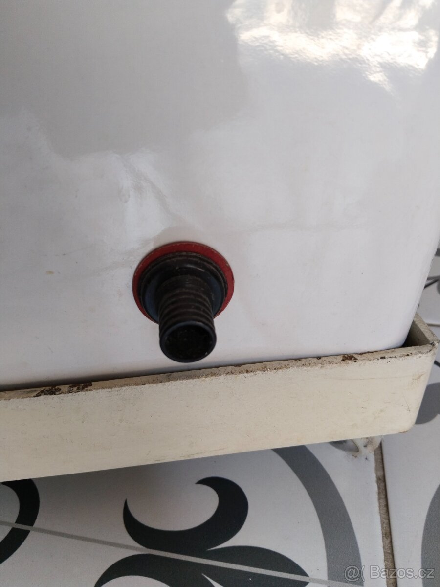 SLEVA Stará keramická výlevka,umyvadlo - 5