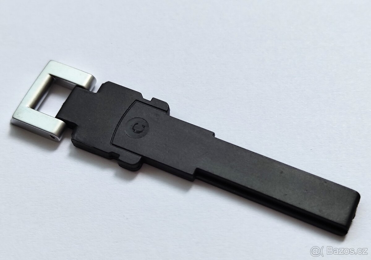 Klíč Volkswagen Passat B6 / B7 Cena za 1 kus = 250kč. Klíč - 5