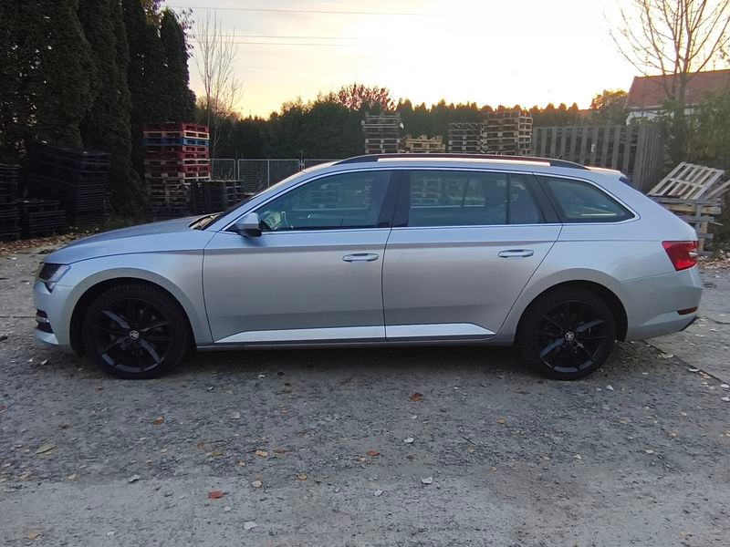 Škoda Superb 2.0TDI – 110 kW DSG - 5
