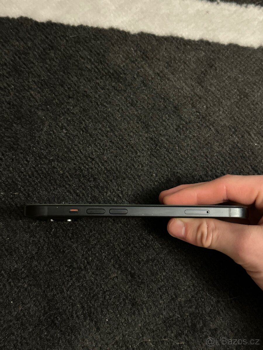 IPhone 15 Black 128GB - 5