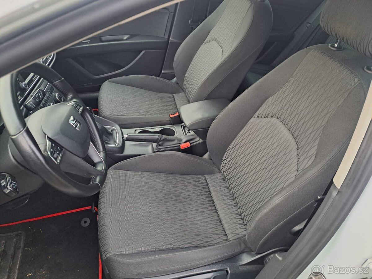 Seat Leon 1.2TSI - 77kw , výhřev , LED , výbava - 5