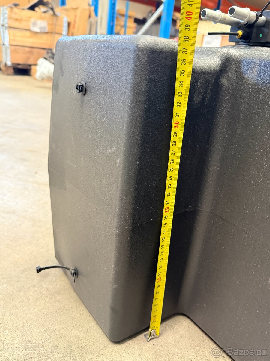 Palivová nádrž - plastová - 5