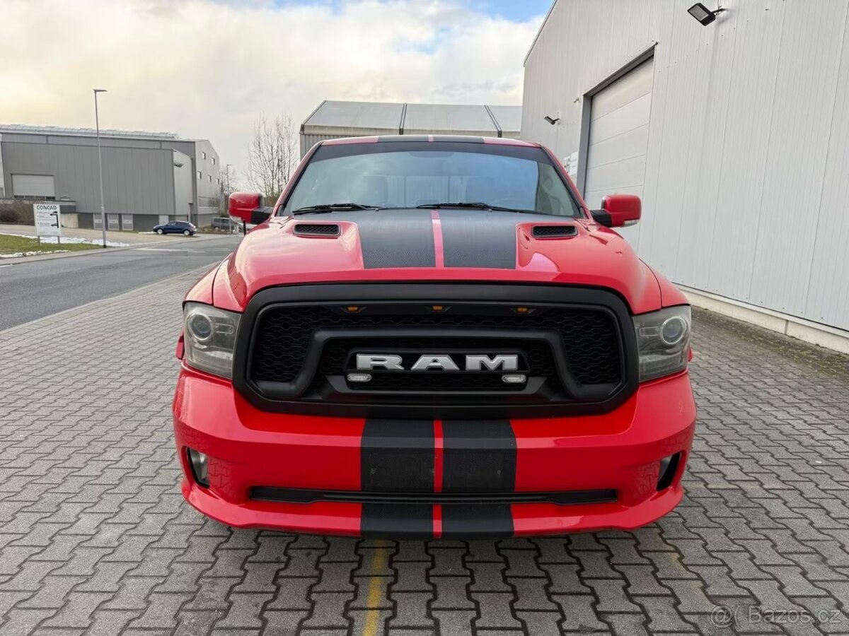 Dodge RAM 5.7 SPORT CREWCAB (č.1131) - 5