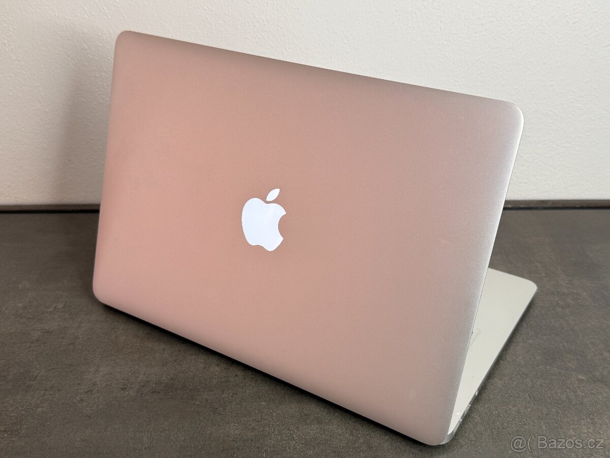 Macbook Air 13'' 2017 / i5 / 8GB RAM / 128GB SSD - DPH - 5