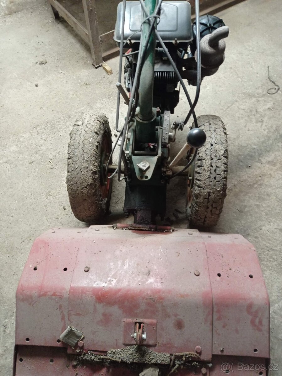 Rotavator, nosič nářadí - 5